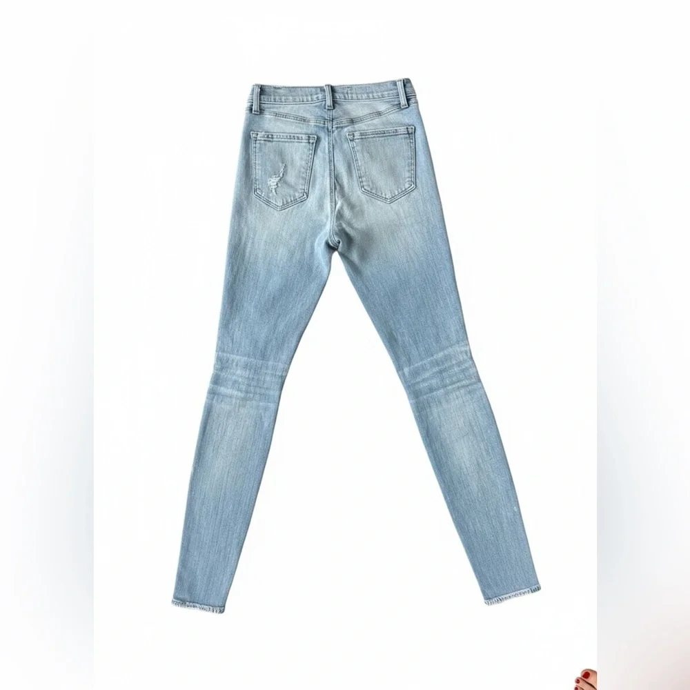 J Brand Maria High Rise Skinny Jeans in Superstar Destruct. Size 26 - Picture 3 of 6